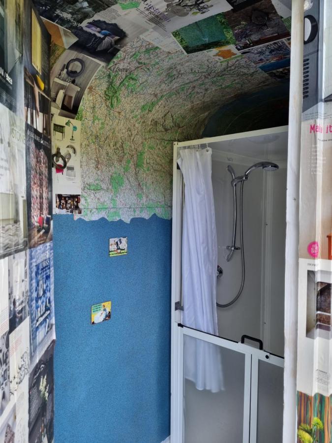קרואולי Glamping In Style, Prospector Tent מראה חיצוני תמונה